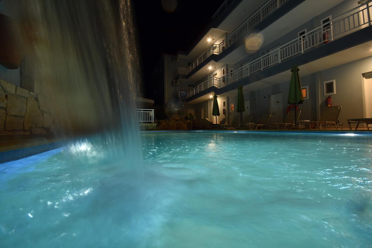 Kiwi Apartments Néa Fókaia Zewnętrze zdjęcie
